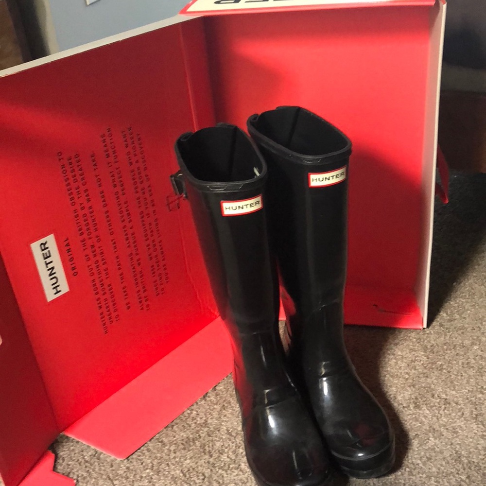 Hunter boots black shiny